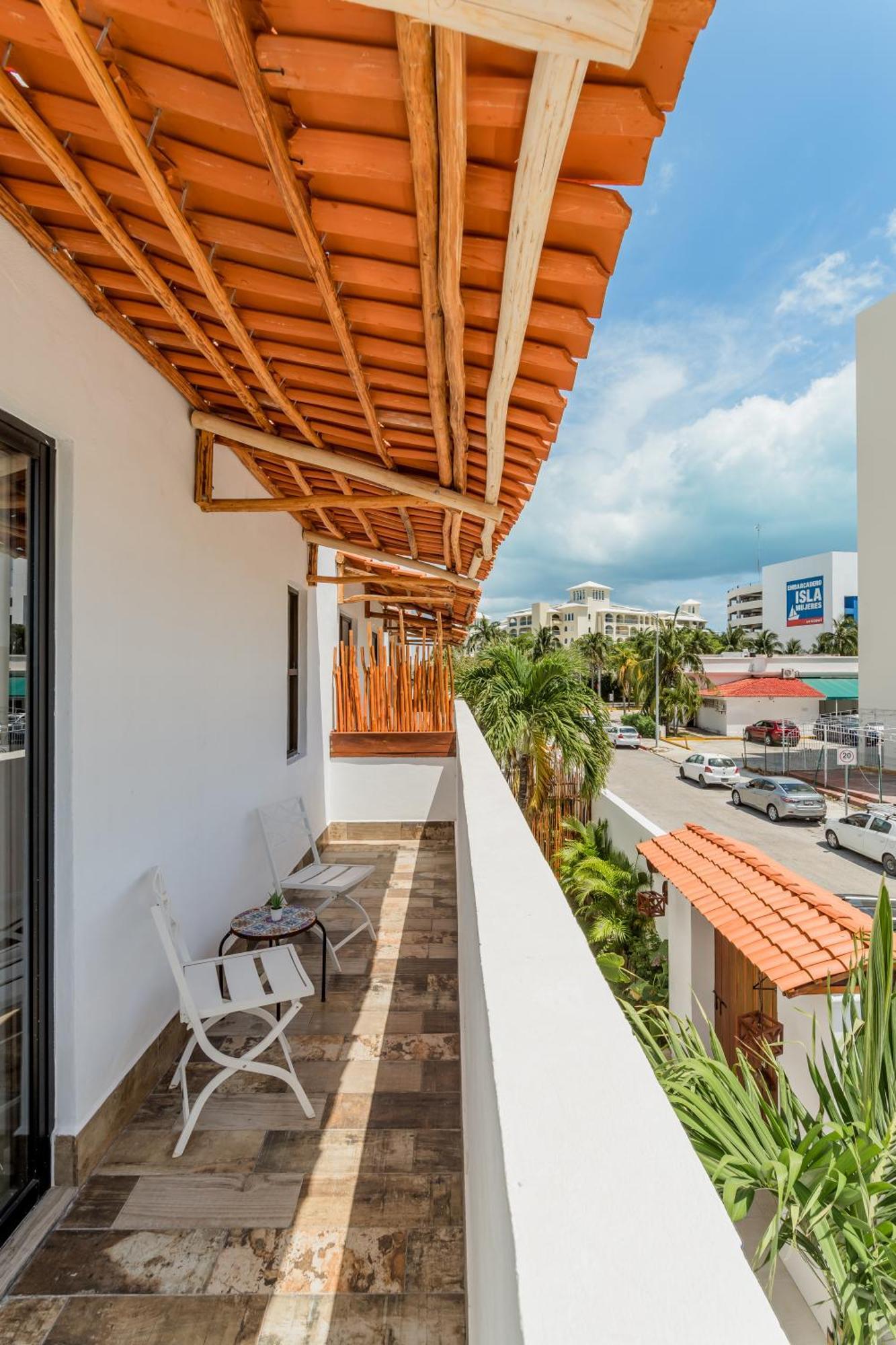 *Casa Aluxes- Guesthouse* Cancún Exterior foto